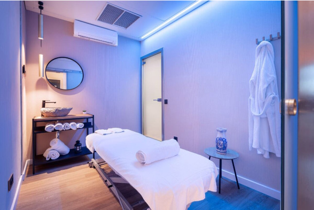 Escapada Romántica con Circuito Spa y Masaje en Alexandre Hotel Frontair Congress 4* (Barcelona)