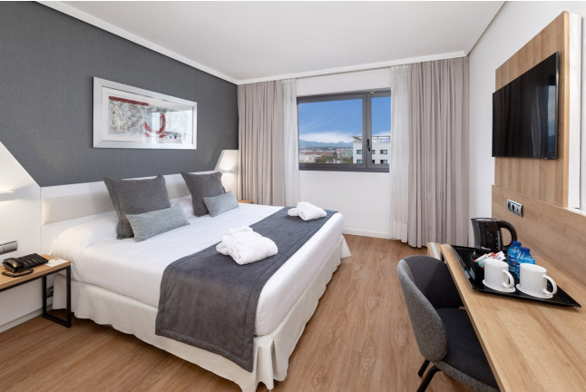 Escapada Romántica con Circuito Spa y Masaje en Alexandre Hotel Frontair Congress 4* (Barcelona)