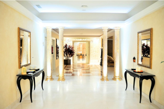 Escapada Romántica con Circuito Spa en Hotel Beatriz Toledo Auditorium & Spa 4* (Toledo)