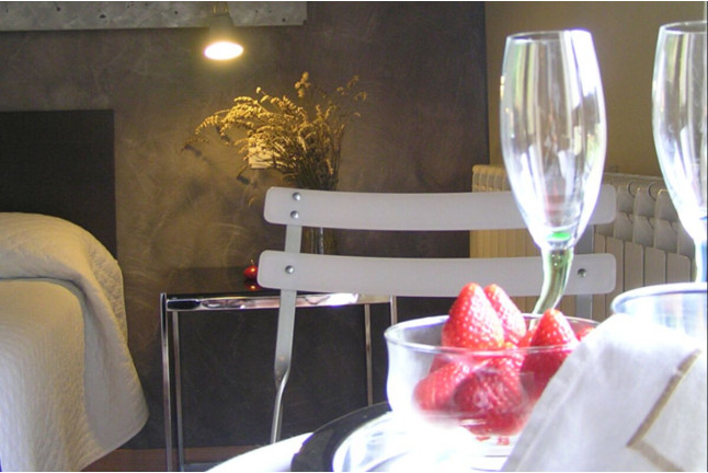 Escapada Romántica en Aqua Luna Spa y Vuelo en Globo con Fotos y Almuerzo para dos (León)