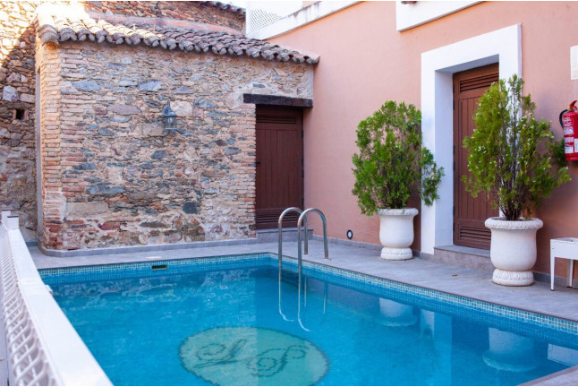 Escapada con Cena en Casa Rural La Pajarona (Siruela, Badajoz)