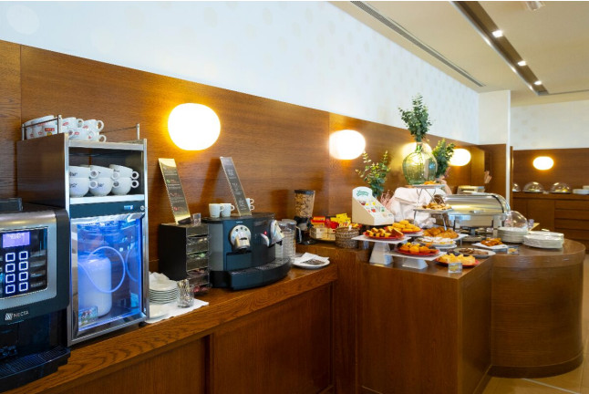 Escapada de Lujo: Acceso al Spa, Masaje y Cena en Hotel Spa Attica21 Villalba 4* (Villalba, Lugo)