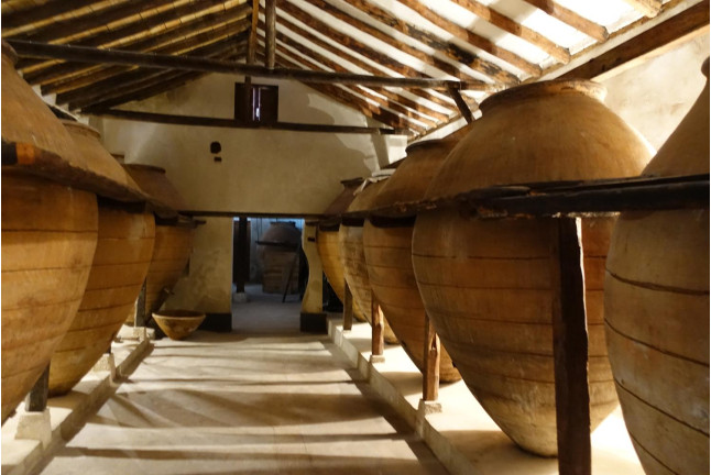 Escapada con Circuito Spa en Casa Rural Tinao de la Petra y Visita a Bodega del Nero con Cata de Vinos y Queso (Madrid)