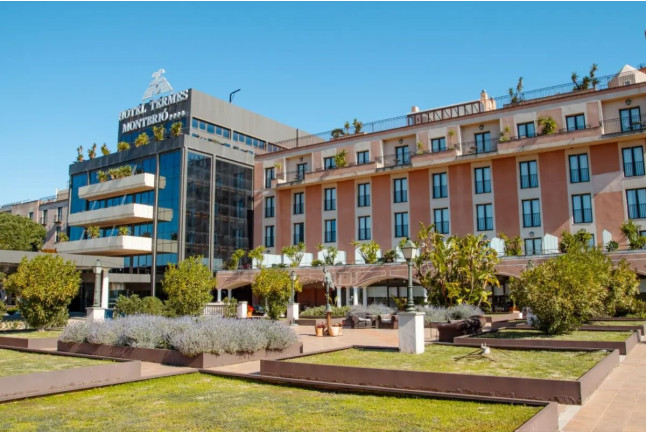 Oferta Exclusiva (D-V): Escapada Relax con Circuito Spa "Aquatonic" en Hotel Termes de Montbrió 4* (Tarragona)