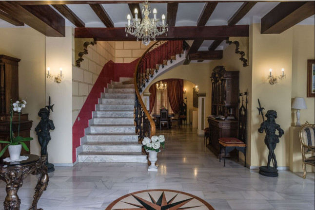 Escapada con Cena Estrella Michelin en Hotel Restaurante Villa Retiro 5* (Xerta, Tarragona)