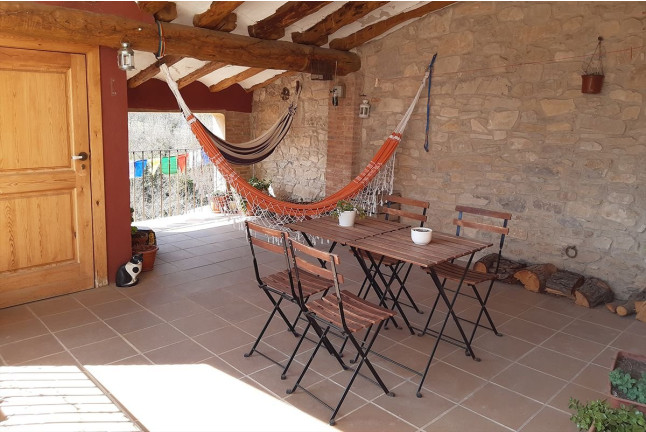 Escapada en Casa Miret y Visita al Celler Mas Foraster con Cata de Vinos para dos (Tarragona)