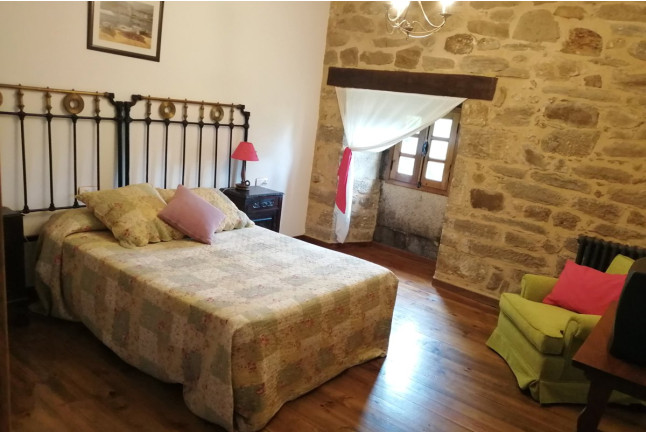 Escapada de 2 Noches con Desayuno en Posada de Pedrazales (Pedrazales, Zamora)