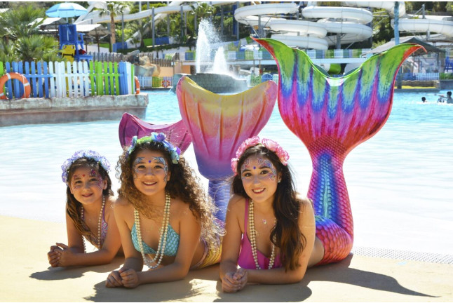 Escuela de Sirenas y Tritón en Aqua Natura Benidorm (Alicante)