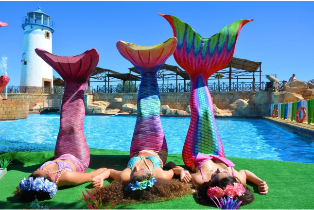 Escuela de Sirenas y Tritón en Aqua Natura Benidorm (Alicante)