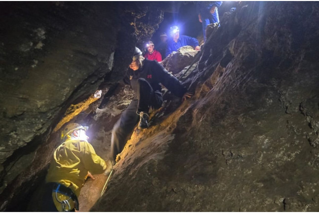 Iniciación a la Espeleología (Montanejos, Castellón)