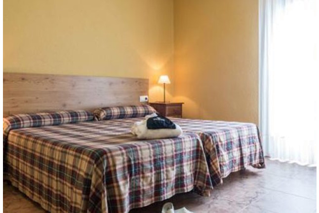 Escapada Romántica con Circuito Termal y Cena en Balneario de Villavieja 3* (Castellón)