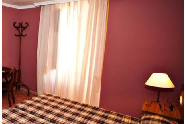 Escapada Romántica con Circuito Termal y Cena en Balneario de Villavieja 3* (Castellón)