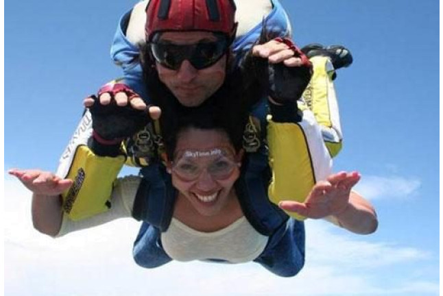 Escapada con Circuito Termal y Cena en Balneario Villavieja 3* y Salto en Paracaídas (Castellón)