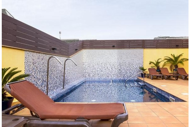 Escapada de 2 noches con Cena en Hotel Neptuno 3* (Calella, Barcelona)