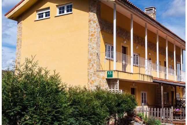 Escapada de 2 noches con Cena en Spa Rural Mirador de Miranda (Cutiellos, Asturias)
