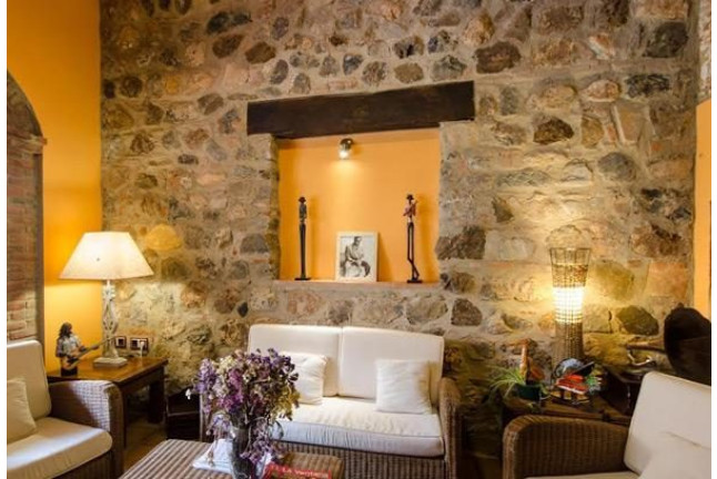 Escapada con Bañera Hidromasaje en Hotel Rural Cerro Príncipe (La Garrovilla, Badajoz)