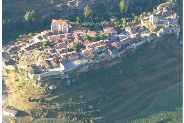 Escapada Relax con Spa Privado y Vuelo en Globo con Fotos y Vídeo (Soria)