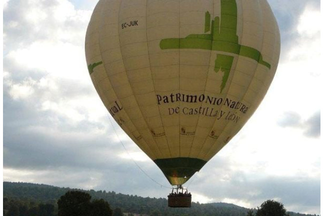 Escapada Relax con Spa Privado y Vuelo en Globo con Fotos y Vídeo (Soria)
