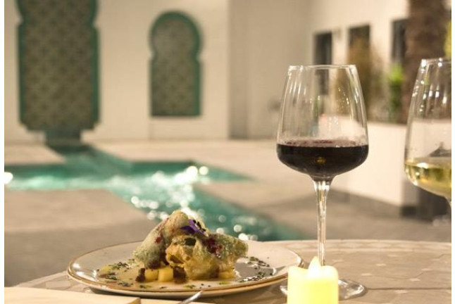 Escapada con Circuito Spa, Masaje y Cena para dos en Hotel & Spa La Residencia Puerto 4* (Tarifa, Cádiz)