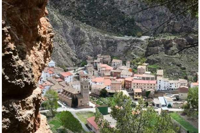 Escapada Rural con Cena en Hostería la Barbacana (Tramacastiel, Teruel)