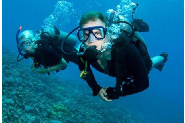 Escapada con Spa "Aquatonic" en Hotel Termes de Montbrió 4* y Bautismo de Buceo en L'Ametlla de Mar (Tarragona)