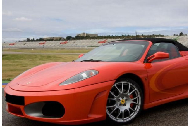 Escapada con Spa y Comida o Cena en Olympia Hotel, Events & Spa 4* y Conducir un Ferrari (Valencia)