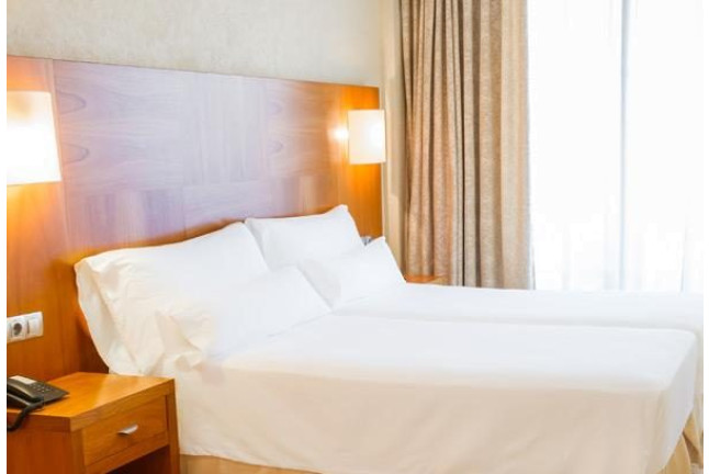 Escapada de 2 Noches con Spa y Cena Estrella Michelin para dos en Hotel AR Diamante Beach 4* (Calpe, Alicante)