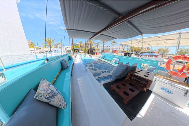 Excursión en Barca Tradicional Ibicenca con Bebidas, Tapas, Snorkel, Paddle Surf y Sea Scooter (Sant Antoni, Ibiza)