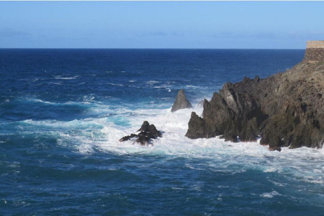 Excursión en Barco con Snorkel, Fotos y Vídeos para Visitar Lenguas de Lava Sumergidas (La Caleta de Adeje, Tenerife)