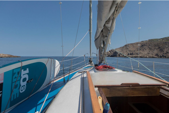 Excursión Compartida en Velero para Ver la Puesta de Sol (Fornells, Menorca)