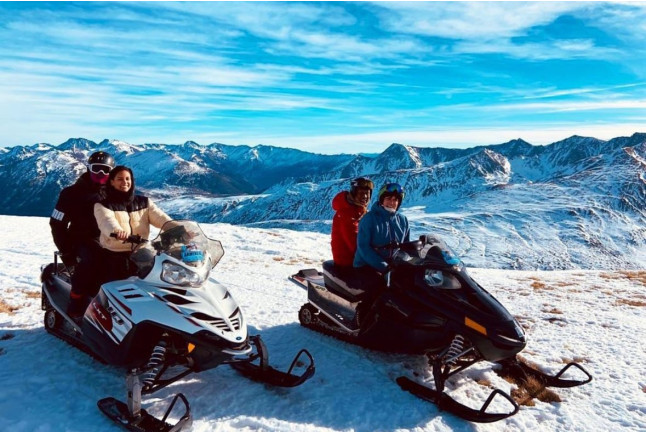 Excursión en Moto de Nieve Biplaza (Encamp, Andorra)