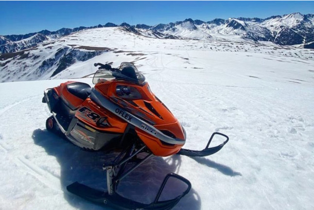 Excursión en Moto de Nieve Biplaza (Encamp, Andorra)