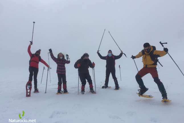 Excursión Nocturna en Raquetas de Nieve (León)