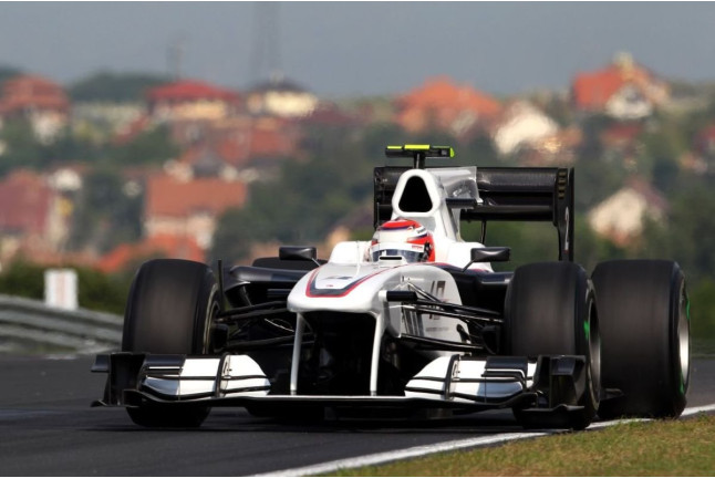 Experiencia F1 Oro – Programa Performance: Conducción de Fórmula 1 en el Circuit Grand Prix de Magny-Cours (Francia)