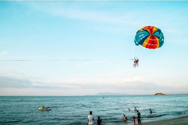 Parasailing (Alicante)