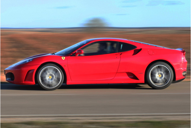 Ferrari en Carretera (Vic, Barcelona)