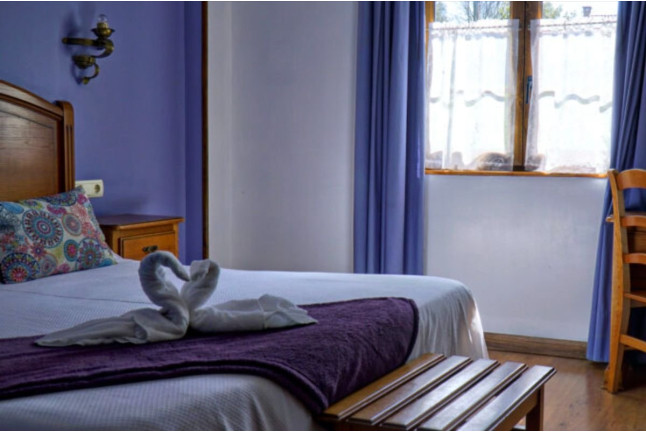 Fin de Semana: 2 Noches con Desayuno en Hotel Marfrei 4* (Hinojedo, Cantabria)