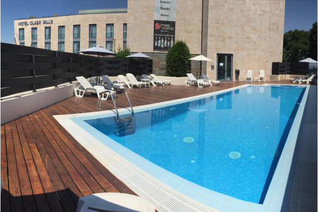 Escapada Romántica en B&B HOTEL Tarragona Valls con Jacuzzi y Visita a Bodega (Valls, Tarragona)