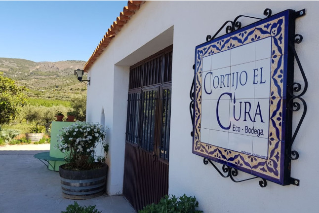 Visita Guiada con Cata para dos en la Finca Ecológica del Cortijo El Cura Eco-Bodega (Laujar de Andarax, Almería)