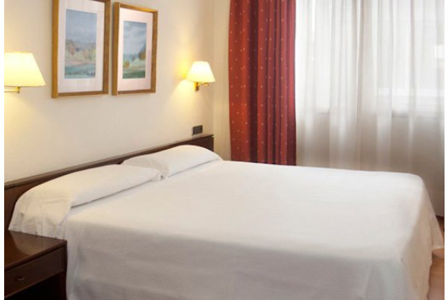 Fin de Semana Romántico: 2 Noches con Cena en Hotel Sercotel Tres Luces 3* (Vigo, Pontevedra)