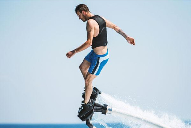 Flyboard para dos (Playa de Talamanca, Ibiza)
