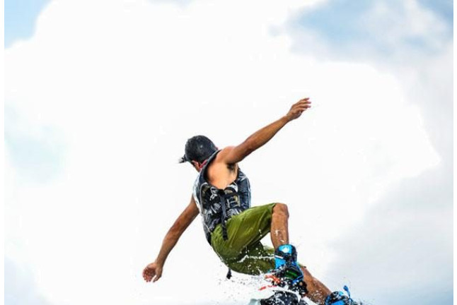 Flyboard (Playa de Talamanca, Ibiza)