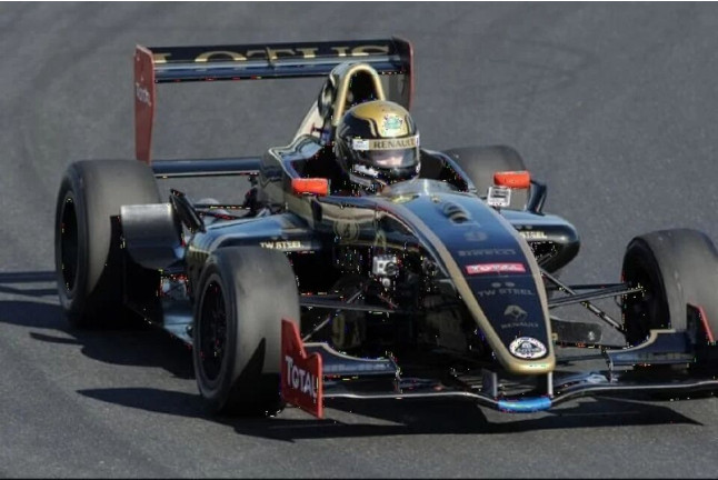 FORMULA RENAULT DRIVING EXPERIENCE: Conducción de un Formula Renault en Circuito de Portimao (Algarve, Portugal)