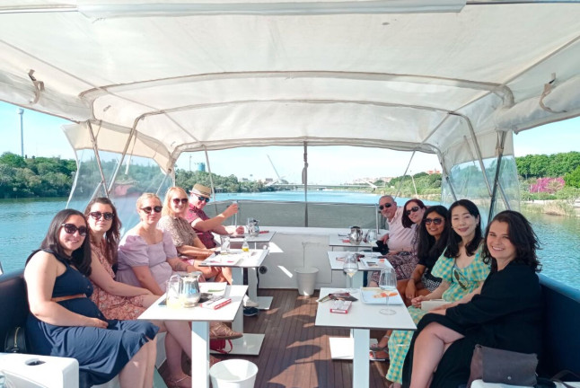 Paseo en Yate con Opción a Almuerzo o Cena (Sevilla)