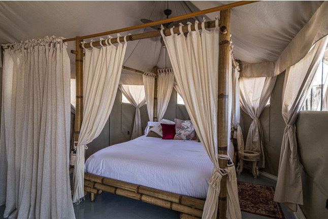 Escapada con Desayuno en Tienda Safari en El Toril Glamping Experience (Velada, Toledo)