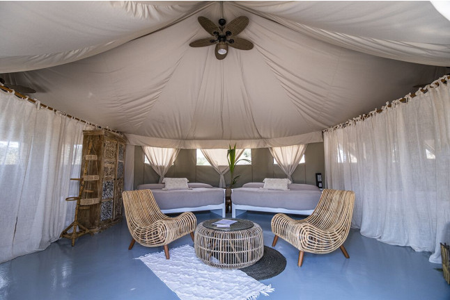 Escapada Familiar con Desayuno en Continental Tent en El Toril Glamping Experience (Velada, Toledo)