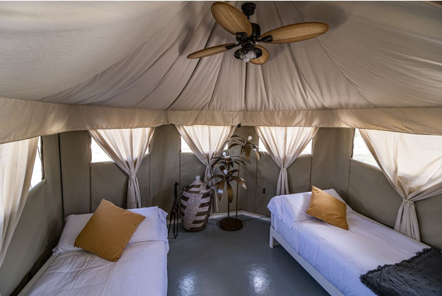 Escapada con Desayuno en Tienda Safari en El Toril Glamping Experience (Velada, Toledo)