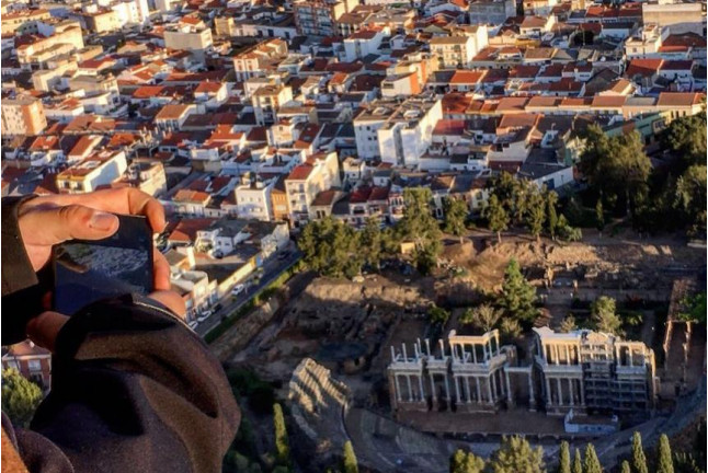 Vuelo Exclusivo en Globo con Cava, Desayuno y Vídeo para dos (Cáceres, Badajoz o Mérida)