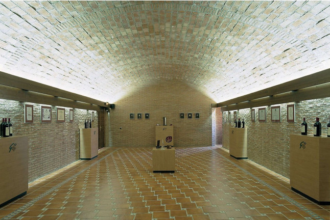 Visita a Bodega Grandes Vinos con Cata de Vinos para dos (Cariñena, Zaragoza)