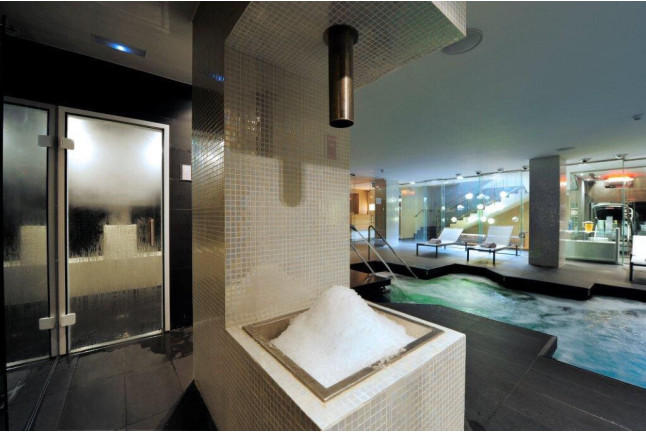 Circuito Spa con Cava o Zumo y Cena para dos en Serena SPA @ Grums Hotel 4* (Barcelona)